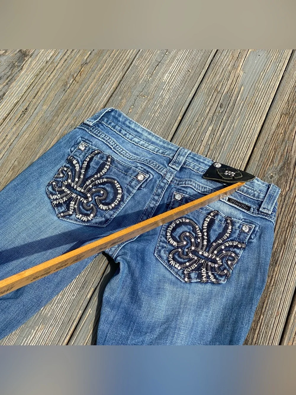 Miss Me Bling Fleur De Lis Signature Bootcut Jeans 26